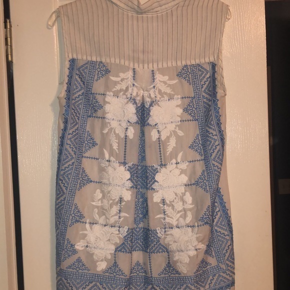 Johnny Was beautiful lightweight white and blue sleeveless blouse‎ size XS - Picture 3 of 16
